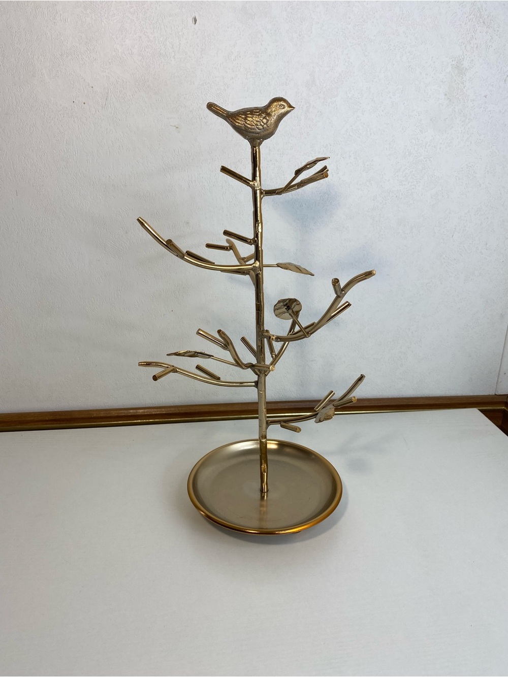 Vintage 2012 Threshold Goldtone Steel Jewelry Tree Display w Brass Bird on Top